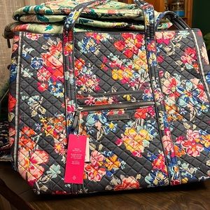 NWT Vera Bradley Iconic Tote Pretty Posies